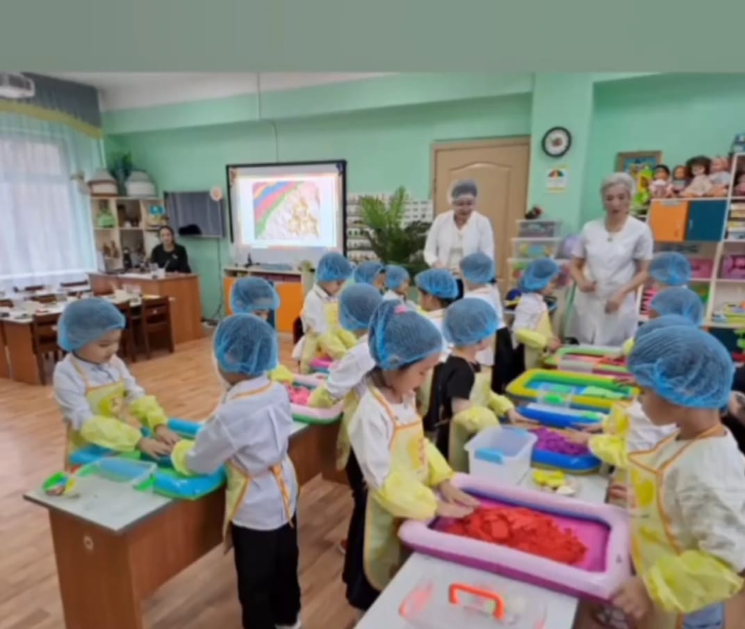 Консультация для родителей : " Песочная терапия"